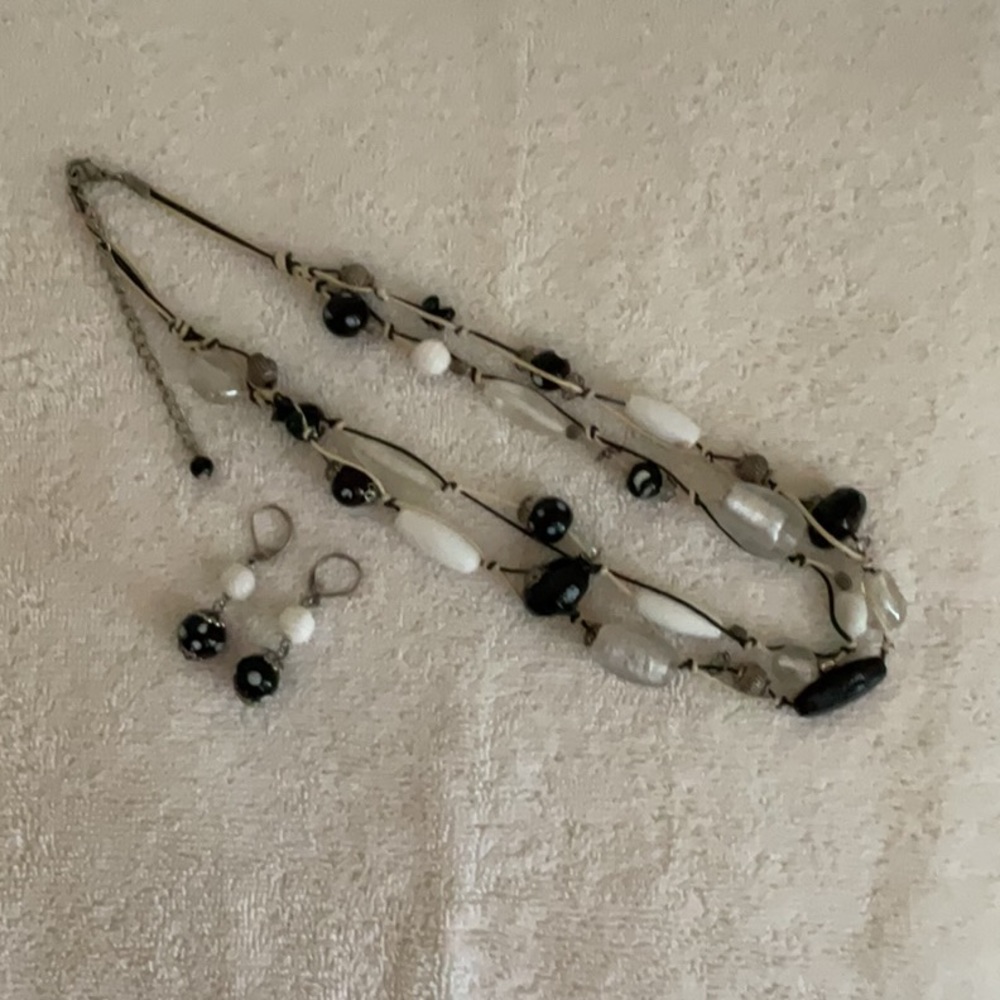 Beaded Necklace & Earring Set